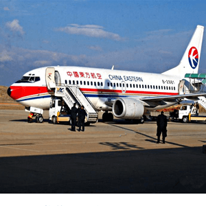 大连航空货运航空快运业稳步发展的原因是什么？